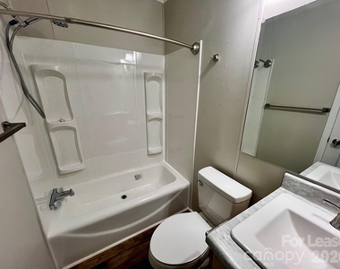 4667 Jack Brown Road - Photo Thumbnail 15