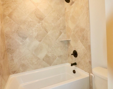 729 Paintbrush Court - Photo Thumbnail 7