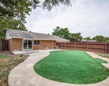 1904 Richland Drive - Photo Thumbnail 11