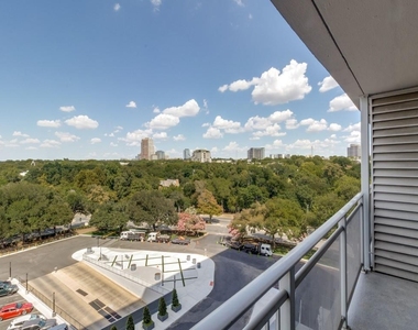3883 Turtle Creek Boulevard - Photo Thumbnail 7