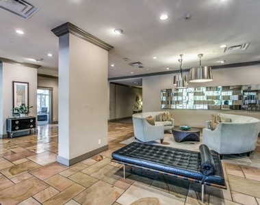 3883 Turtle Creek Boulevard - Photo Thumbnail 19