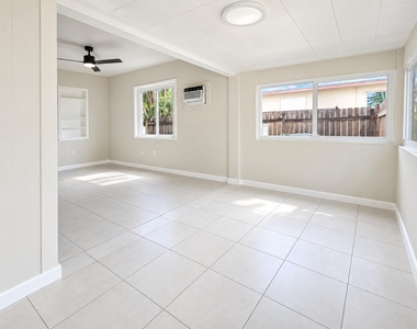 43 Sw 11th Street - Photo Thumbnail 2