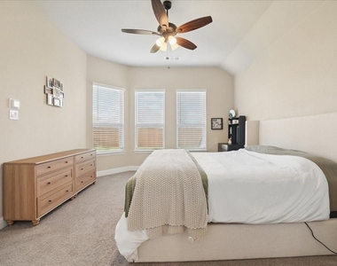 10329 Dittany Lane - Photo Thumbnail 23