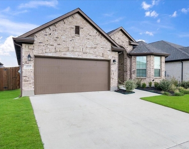 10329 Dittany Lane - Photo Thumbnail 2