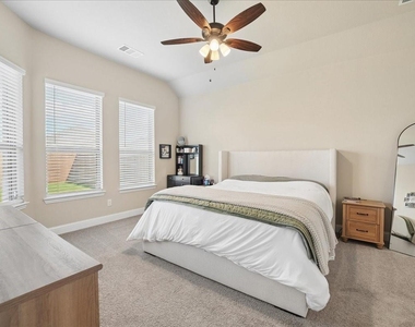 10329 Dittany Lane - Photo Thumbnail 17