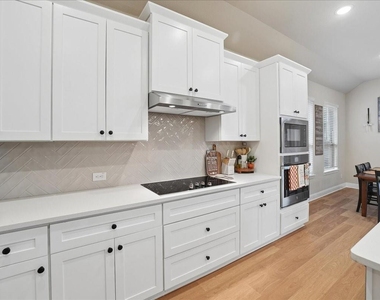 10329 Dittany Lane - Photo Thumbnail 14