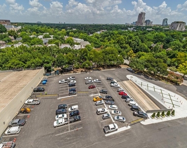 3883 Turtle Creek Boulevard - Photo Thumbnail 22