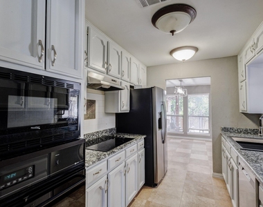 4227 High Mesa Drive - Photo Thumbnail 6