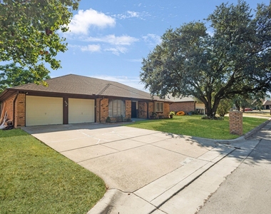 4227 High Mesa Drive - Photo Thumbnail 2