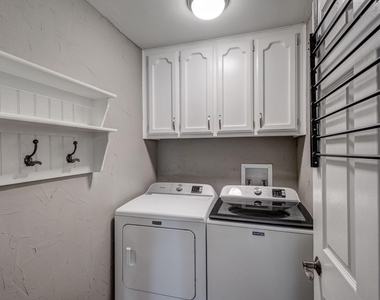 4227 High Mesa Drive - Photo Thumbnail 15