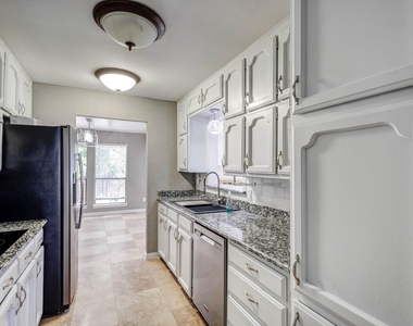 4227 High Mesa Drive - Photo Thumbnail 7