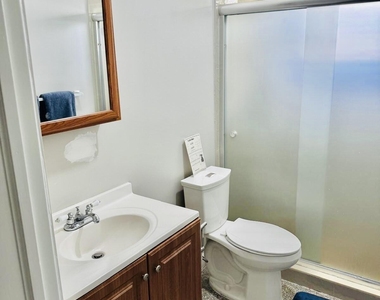 3701 Nw 4th Avenue - Photo Thumbnail 3