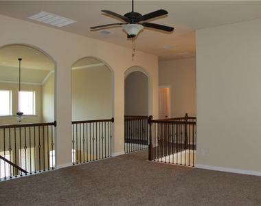 14764 Crystal Beach Lane - Photo Thumbnail 5