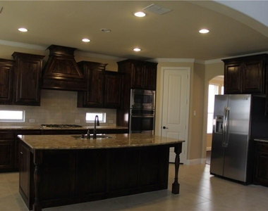 14764 Crystal Beach Lane - Photo Thumbnail 2