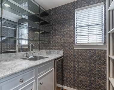 3514 Harvard Avenue - Photo Thumbnail 5