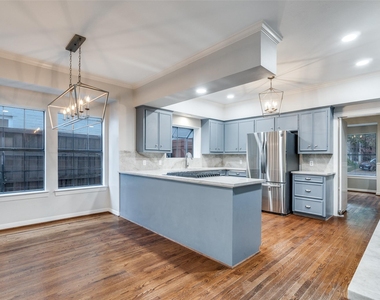 3514 Harvard Avenue - Photo Thumbnail 6
