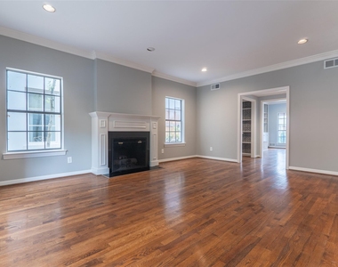 3514 Harvard Avenue - Photo Thumbnail 4