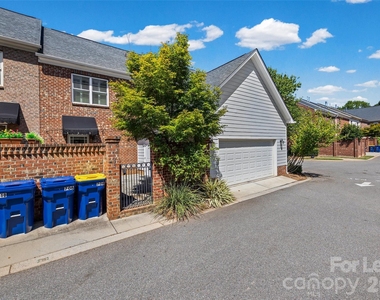 706 Kingsley Way - Photo Thumbnail 35
