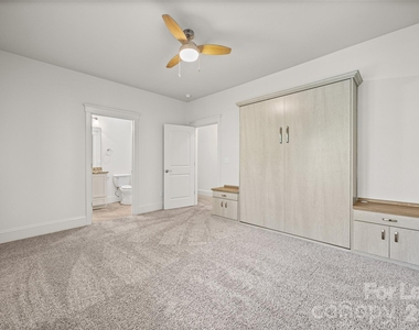 706 Kingsley Way - Photo Thumbnail 30