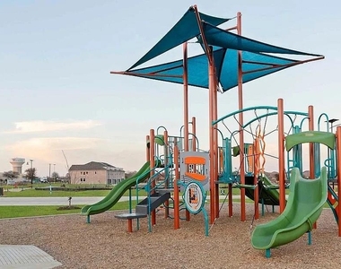 5720 Lakeview Drive - Photo Thumbnail 27