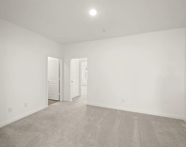 5720 Lakeview Drive - Photo Thumbnail 14