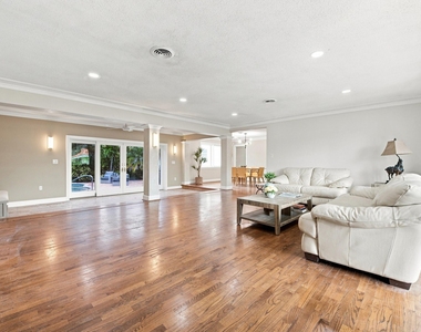 3236 Van Buren Street - Photo Thumbnail 4
