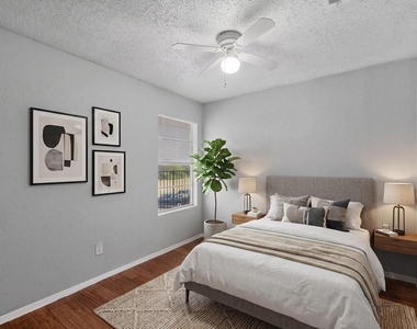 400 Raymond Street - Photo Thumbnail 14