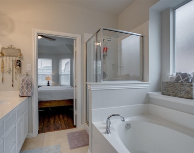 10228 Olivia Drive - Photo Thumbnail 19