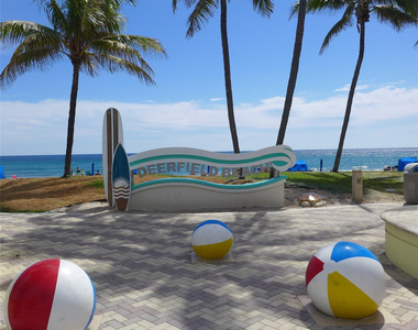 2810 Sw Natura Boulevard - Photo Thumbnail 9