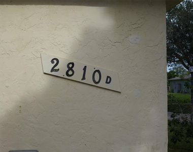 2810 Sw Natura Boulevard - Photo Thumbnail 6