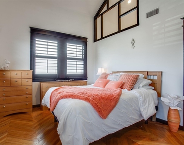 1038 Kings Highway - Photo Thumbnail 24
