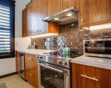 1038 Kings Highway - Photo Thumbnail 14