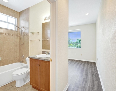 852 Nw 9th Street - Photo Thumbnail 43