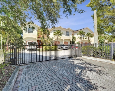 852 Nw 9th Street - Photo Thumbnail 49