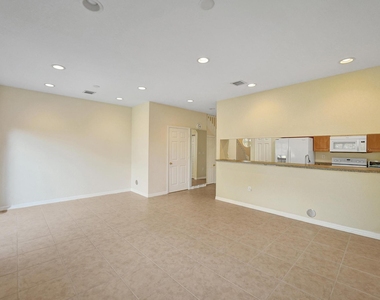 852 Nw 9th Street - Photo Thumbnail 18