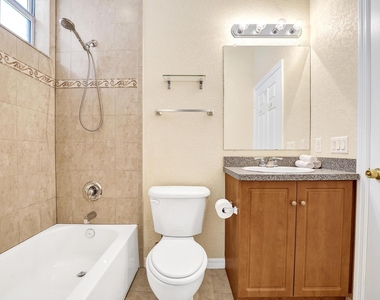 852 Nw 9th Street - Photo Thumbnail 41