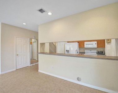 852 Nw 9th Street - Photo Thumbnail 16