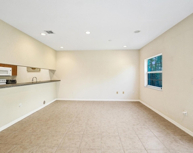 852 Nw 9th Street - Photo Thumbnail 12