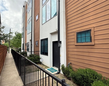1910 Caddo Street - Photo Thumbnail 16