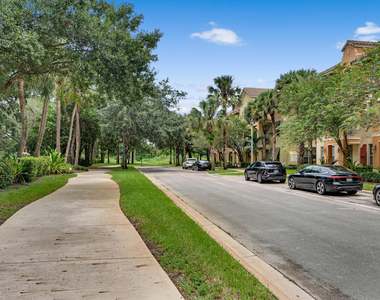 3933 Monarch Lane - Photo Thumbnail 41