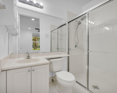 3933 Monarch Lane - Photo Thumbnail 7