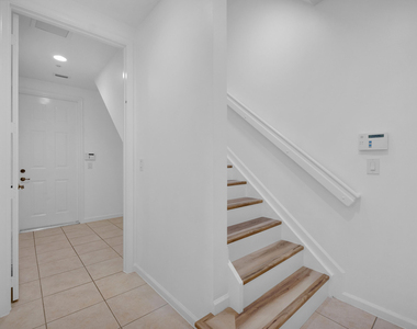3933 Monarch Lane - Photo Thumbnail 9