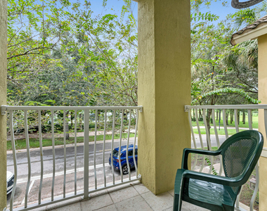 3933 Monarch Lane - Photo Thumbnail 27