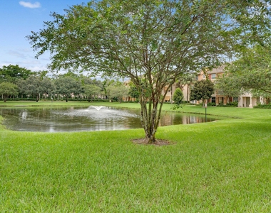3933 Monarch Lane - Photo Thumbnail 4