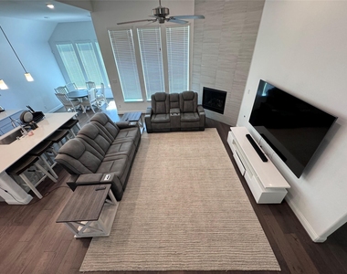 17305 Texas Pistache Drive - Photo Thumbnail 2