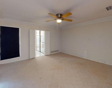 3717 Atrium Drive - Photo Thumbnail 17