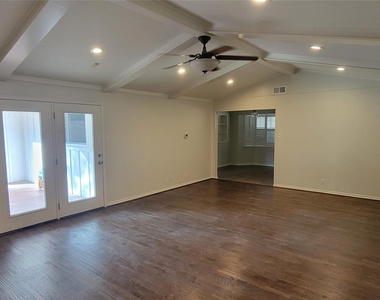 4930 Sugar Mill Road - Photo Thumbnail 13