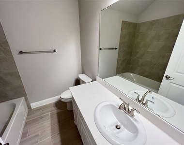 4008 Whitetail Lane - Photo Thumbnail 7