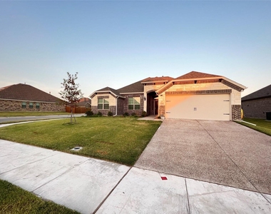 4008 Whitetail Lane - Photo Thumbnail 1