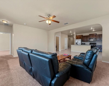 1816 Placitas Trail - Photo Thumbnail 8